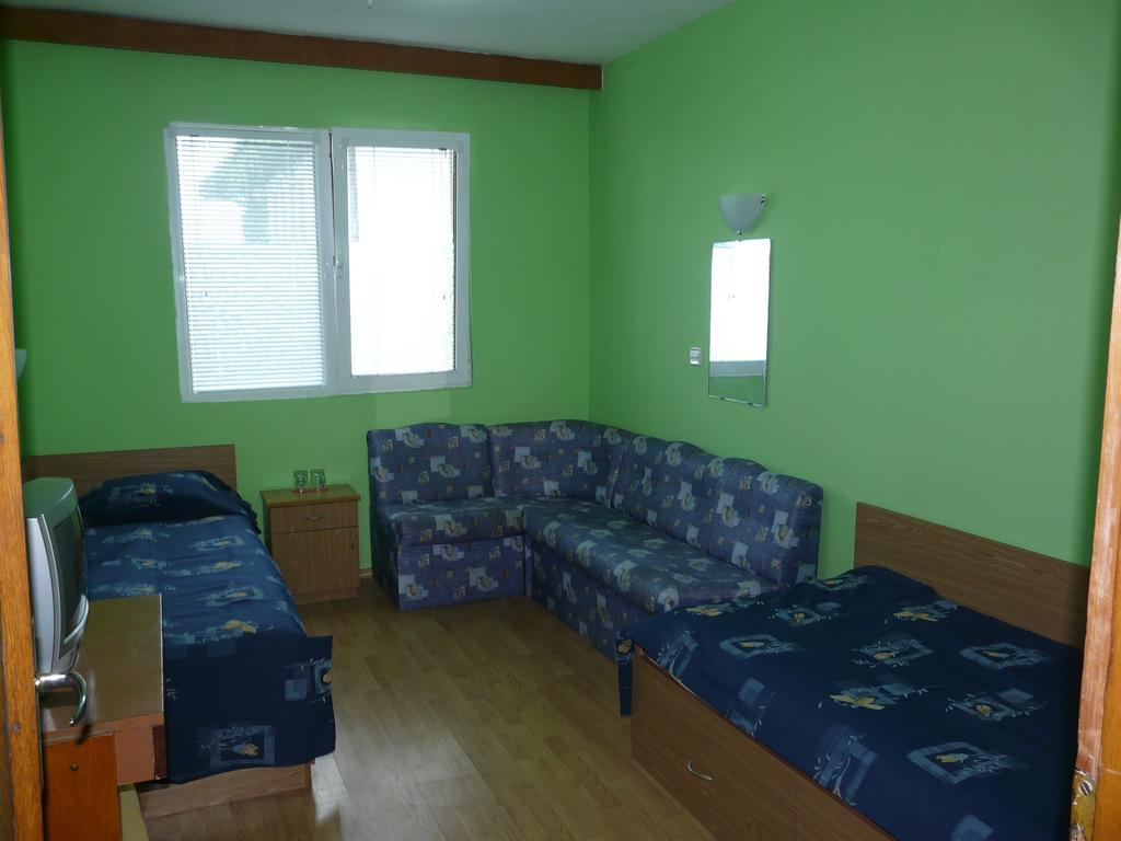 Family Hotel Baltschik Zimmer foto